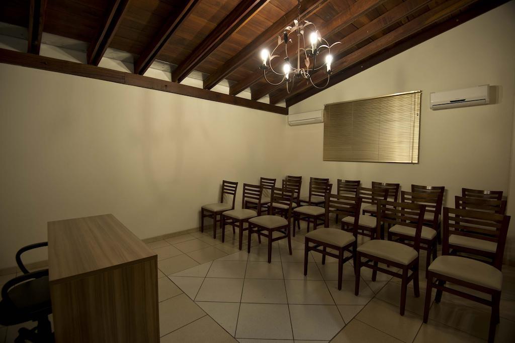 Grand Enio Hotel E Cantina วาร์จินญา ภายนอก รูปภาพ
