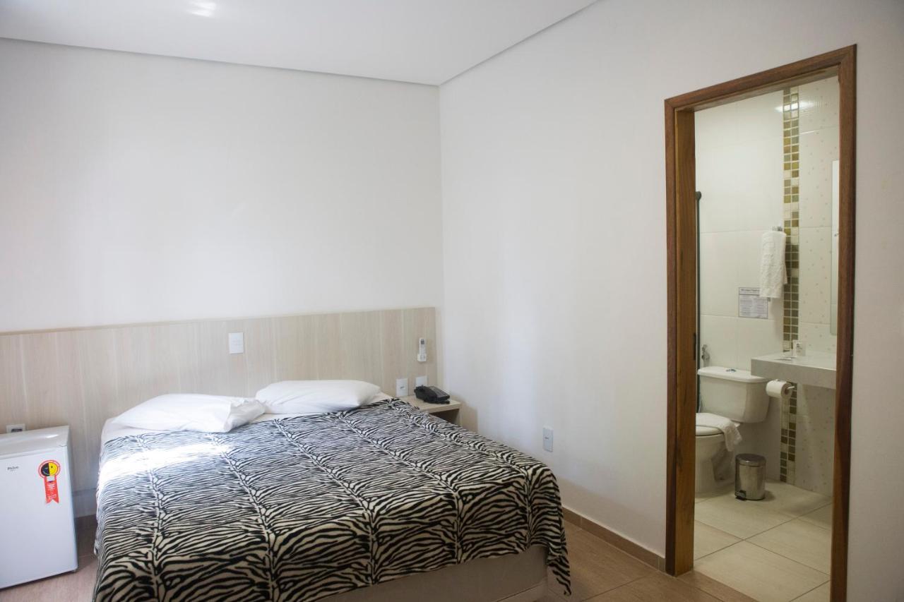 Grand Enio Hotel E Cantina วาร์จินญา ภายนอก รูปภาพ